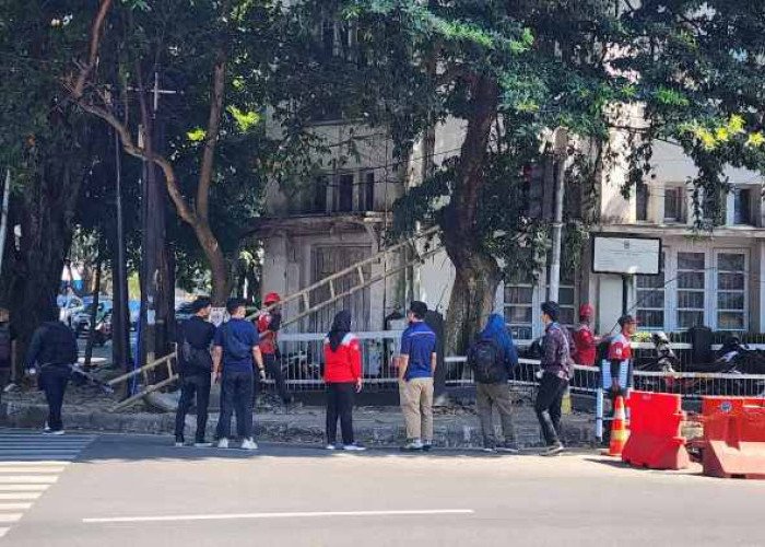 Telkom Akses Rapikan Kabel Udara di 81 Ruas Jalan Bandung